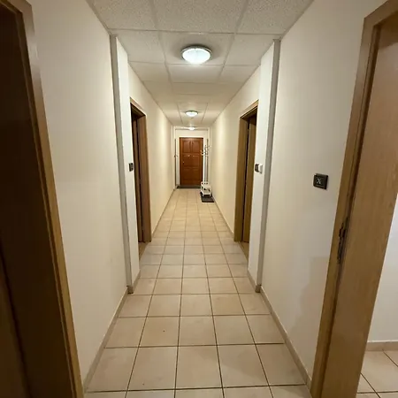 Apartmanovy Dom Margita-ilona 레비체